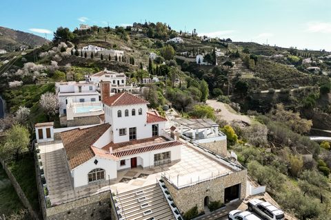 Nestled atop an elevated ridge with commanding views of Competa, the renowned Villa Chile property has long been a fixture in the local landscape. Once a celebrated restaurant, it drew crowds for its striking backdrop and versatile dining spaces, bot...