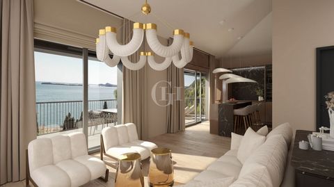 In the prestigious area of Gardone Riviera, particularly appreciated for its convenience to services and at the same time for the tranquility it offers, there is this refined three-room apartment under construction, located on the first floor and onl...