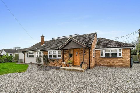 THE PROPERTY This stunning four bedroom detached dormer bungalow in Tolleshunt Major offers a well-designed layout with four double bedrooms, providing ample space for you and your family. The bedrooms are spread across two levels, with two bedrooms ...