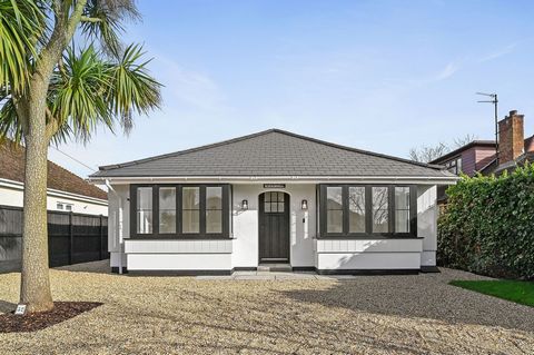 Welcome to this stunning four-bedroom detached extended bungalow, offering spacious and luxurious living in a picturesque setting. As you step inside, you'll be greeted by an abundance of natural light and a sense of space that permeates throughout. ...