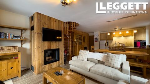 A26333SM73 - Exclusive to Leggett Immobilier this 4 bedroom, 114m2 , 2 storey apartment in La Tania, 3 valleys comprises: -An entrance hall leading to an ensuite double bedroom, a separate WC & shower room and a double aspect, open-plan living area i...