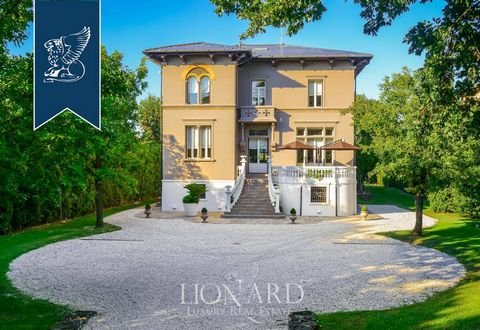 A delightful villa in Forli, Emilia-Romania, is sold. This completely restored four -story villa in a modern style personifies Italian luxury. It is located in a private garden of 7000 square meters with a pool and a Jacuzzi surrounded by a hedge. Th...