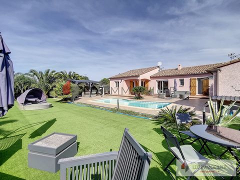 Not overlooked, fall under the spell of this single-storey villa on a plot of 1200 m2 with swimming pool and independent studio. In a quiet and sought-after area, this villa consists of a spacious bright living room, a semi-independent fitted and equ...