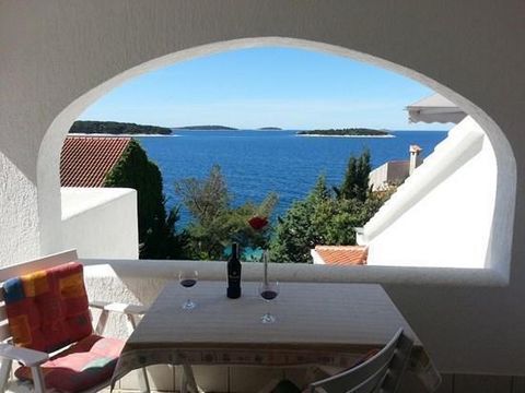 Spacious apart-house in a quiet location by the sea in Primošten - a wonderful pearl of the Adriatic, right by the sea! The town of Primošten has developed into one of the most attractive destinations on the Adriatic, which offers a multitude of cult...