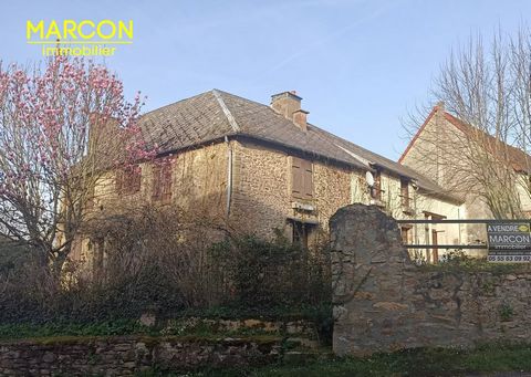 MARCON IMMOBILIER - CREUSE EN LIMOUSIN - REF 87983 - SECTOR LA SOUTERRAINE - MARCON Immobilier offers you in exclusivity this real estate complex from the 17th century to renovate in the heart of a small village with all amenities and only a few minu...