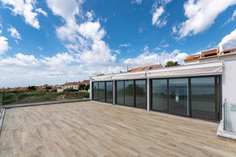 Excellent 4 bedroom semi-detached villa, 10 minutes from lisbon and cascais. Welcome to this magnificent opportunity to live in a T4 House in the noblest area of Caxias, in Alto do Lagoal, one of the most coveted destinations in Portugal. Located in ...