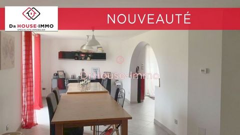 To be discovered!! Pretty house of 140m2 of living space completely renovated located in a village 10 kms from Gray where there is a doctor, pharmacy, educational center... It is composed of: - On the ground floor: large entrance hall, living room, f...