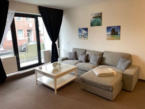Apartment in the center of Mönchenglabach, 10 min from the train station - 2 bus stops right in front of the door. Bright fully equipped apartment.