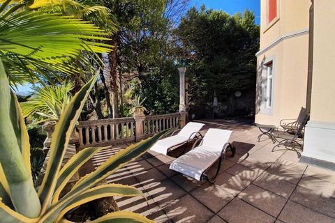 Stay in this beautiful apartment located in an authentic villa with a panoramic view of Lake Maggiore and solarium. You can enjoy the pleasant climate from the solarium. This home is ideal for romantic holidays with your partner! Vignone is a small, ...
