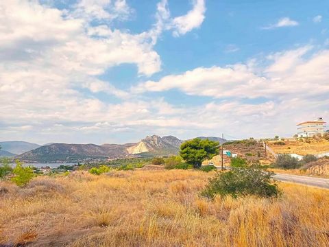 Plot in an excellent location with spectacular views. It is located on the Isthmus-Ancient Epidaurus National Road