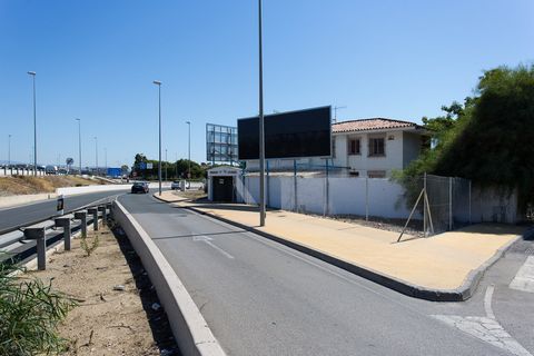 INVESTMENT PROJECT Urb. Los Angeles Roundabout Ctra. N340 and Ctra. de Ronda San Pedro de Alcántara Marbella For possible commercial use, Location, location, location !!!