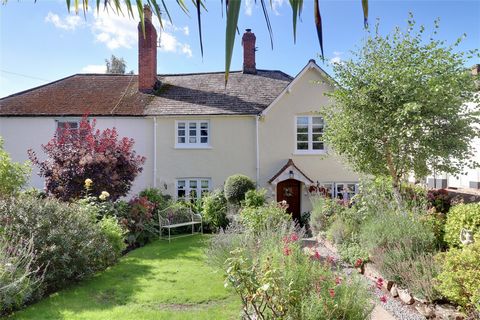 Millstream Cottage is delightfully situated in this picturesque historic village close to all the local attractions including the magnificent Dunster Castle, Yarn Market, Dovecot, Old Mill and is also within three miles of the sea. The property, whic...