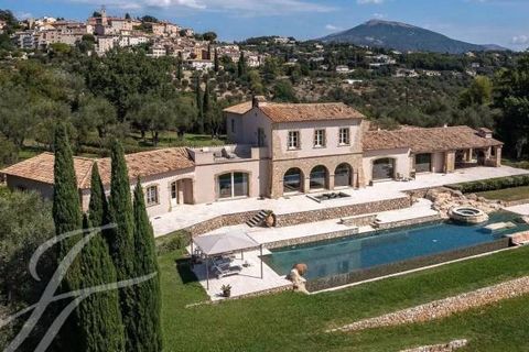 Only 25 minutes from Nice international airport, this exceptional and unique property combining refinement with comfort and security over approximately 600 sqm living surface offers breathtaking views of the golf course and Mediterranean panorama fro...