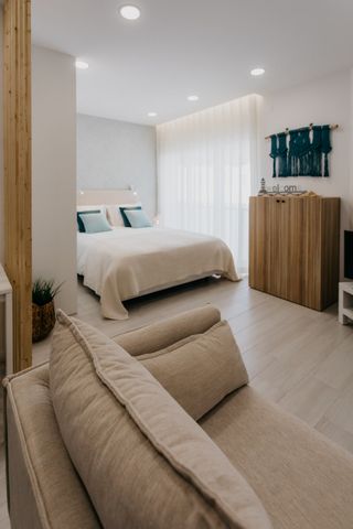 Casa Lumar is a new, simple and comfortable apartment, where you can enjoy your stay in a serene and welcoming environment. Overlooking Sesimbra Castle, this apartment is located less than 5 minutes walk from the center of Sesimbra, where you will fi...