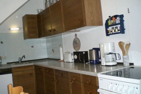 Welcome to our cozy holiday apartment with a large south-facing balcony for 2 - 6 people. The apartment is on the 2nd floor, close to the forest. Good hiking opportunities, also directly from the house. Kitchen with ceramic hob and oven, microwave, r...