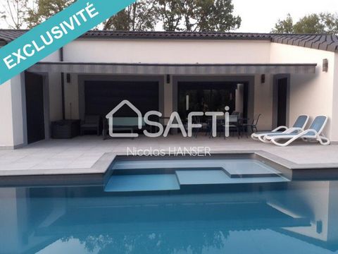 This magnificent recent Villa of 169m2 in a very popular area offers you a kitchen in high-end materials, open to a living room of 75m2! The house has 3 bedrooms, one of which is 17.5m2 and a master suite of 25m2 with walk-in shower and separate WC. ...