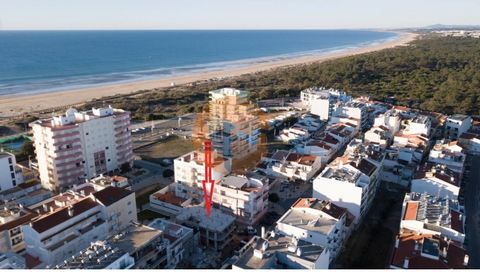 Duplex Apartment - TO + 1 under construction for sale in Monte Gordo, 200m from the beach. DUPLEX WITH TOTAL GROSS AREA OF 81.23 1st LEVEL OPEN SPACE LIVING ROOM AND KITCHEN 1 BATHROOM 1 BALCONY OF 6.24m2 WITH NORTH ORIENTATION 2ND LEVEL 1 BEDROOM 1 ...