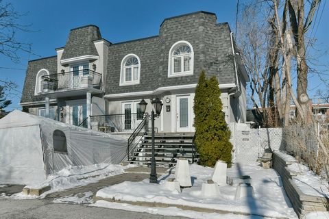 Turnkey Semi-Detached Home in Ahuntsic -- Rare Opportunity! Charming 3-bedroom property across 3 bright and spacious levels, featuring a garage and an independent basement entrance with the potential to create a bachelor unit for rental income. Enjoy...