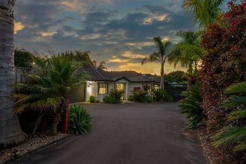 Nestled down a secluded driveway, this stunning home offers the perfect blend of tranquillity, modern living, and privacy—yet is only moments away from everything you need. Surrounded by breathtaking rural views and lush, established gardens, it’s th...