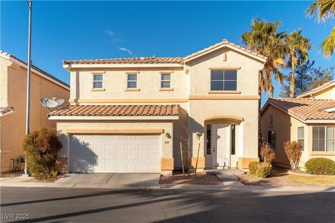 Great home in Silverado Ranch. Gated community with pool, spa, small park and separate RV/Boat parking area. Close to shopping, restaurants and schools. Shows well with lots of natural light. Living room has vaulted ceilings. Separate family room. Ki...