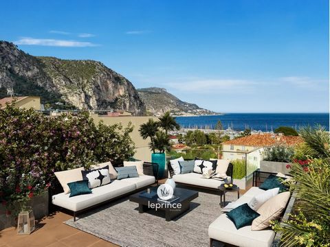 Beaulieu-sur-Mer - Centro da Cidade Entre o mar e a montanha, com uma vista excepcional e praias ladeadas por diversas plantas mediterrânicas e exóticas, este oásis paradisíaco entre Nice e Mônaco convida a viver ao ritmo da doçura da Côte d'Azur. Um...