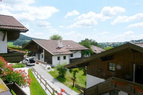 Unsere Ferienwohnung Waldesruhe Hauzenberg App. 303 , liegt im kleinen bayerischen Feriendorf Adalbert Stifter, in ruhiger Südhanglage, im Luftkurort Hauzenberg-Rassreuth, mit Blick auf Hauzenberg und den Staffelberg. Die geräumige 2 Zimmer Wohnung m...