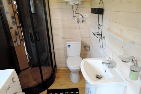 New, comfortable holiday home in Stepniczka for nature lovers. You will be delighted by the picturesque location and beauty of the surroundings. At guests' disposal there is a living room, a very well-equipped kitchen, a spacious bathroom, two bedroo...