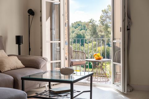 Wohnung in luxuriöser Wohnanlage in Bendinat Golf Wohnung mit Gemeinschaftspools und direktem Zugang zum Golfplatz Zwischen Cas Catala und Bendinat Golf befindet sich diese beeindruckende Wohnung mit direktem Zugang und herrlichem Blick auf den Golfp...