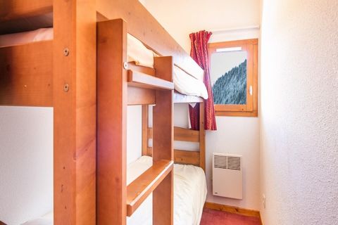 Die Appartements sind sehr gut geeignet für einen Urlaub mit Freunden oder der Familie. Die Appartements sind geräumig und stilvoll, im typischen Stil des Savoie eingerichtet. Dieses Chalet besitz ein herrliches beheiztes Außen- Schwimmbad, von wo au...