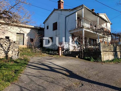 ISTRIË, BRGOD - Halfvrijstaande woning met uitzicht op zee Het huis is verdeeld over twee verdiepingen, met een totale oppervlakte van 75 vierkante meter. Op de begane grond bevinden zich een hal, een aparte keuken, een badkamer en een grote woonkame...