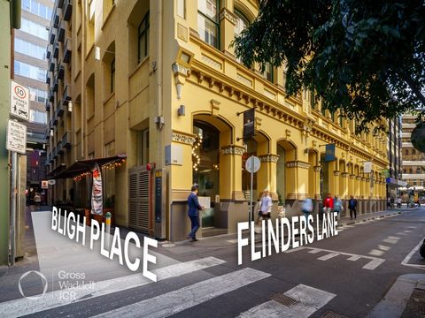 Gross Waddell ICR è entusiasta di presentare in vendita questa rara opportunità di vendita al dettaglio nel cuore del CBD di Melbourne. Un'occasione davvero unica e conveniente per assicurarsi una proprietà di prim'ordine in uno dei vicoli unici di M...