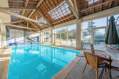 Propriété de 6 chambres près de la gare TGV avec piscine chauffée