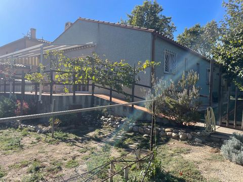 Maison de plain pied avec 3 chambres