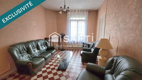 Maison T3 à rénover avec cour, possibilité T4