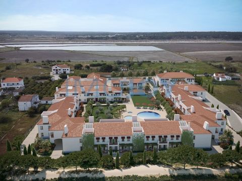 Alcácer do Sal is a city belonging to the district of Setúbal, located in the Alentejo, more specifically in the Alentejo Litoral, ideal to escape the city life, enjoy walks full of family history or even, 30mn by car, go take a dip to the fantastic ...
