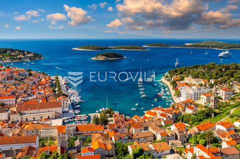 A unique building plot on the island of Hvar, size 1680m2, with project for sale. The land has a spectacular view of the island of VIs, Šćedro, Korčula and the Hell's Islands. It is located on the southern side of the island of Hvar, only 8 minutes f...