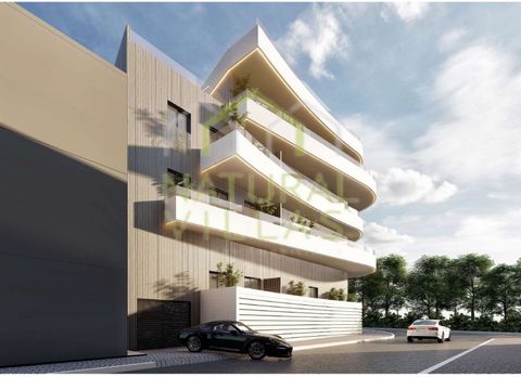 New, Modern, and Comfortable 3-Bedroom Apartment, Close to All Amenities, Quarteira. This incredible newly built 3-bedroom apartment stands out for its central location and convenience in Quarteira. With a carefully planned distribution, this propert...