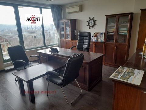 ID: 21034 Accent Invest offers you a large office for sale, suitable for MEDICAL OR DENTAL CENTER, near the Business Hotel 'Golden Tulip'. The property is positioned on floor 6, from which a wonderful city view is revealed. It is part of a business b...