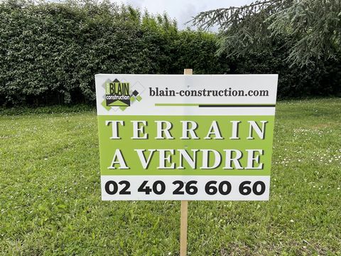 Votre terrain constructible à Plessé : L’agence Groupe BLAIN CONSTRUCTION de Saint-Nazaire vous propose ce terrain constructible de 3700 m2 situé à Plessé en Loire-Atlantique (44). Cette parcelle est située à proximité du centre de la commune. Nous p...