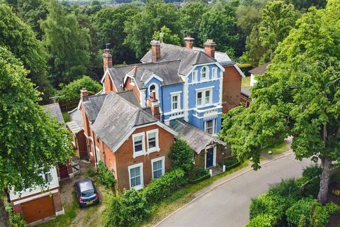 Set down a private road in the heart of Brentwood this beautiful Victorian property has been sympathetically restored over the years with many luxury finishes throughout to provide modern day and opulent living, still retaining much of its character ...