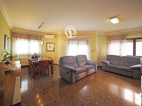 Flat for sale in El Verger, with 144 m2, 4 rooms and 2 bathrooms, Lift, Furnished and Air conditioning. Features: - Lift - Air Conditioning