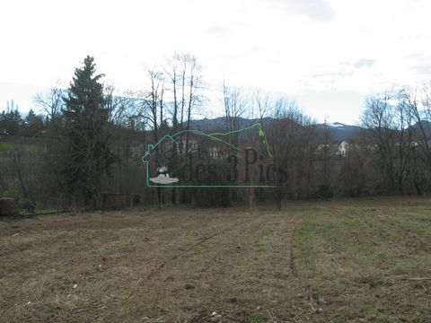 In the town of SAINT-LIZIER, come and discover this land of +1,000m2. For further information ask Antonia. Fees charged to the seller. Information on the risks to which this property is exposed is available on the Georisk website: ...