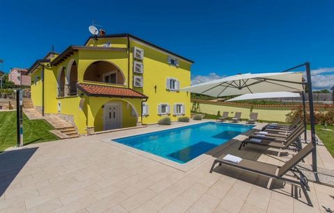 Villa with 3 apartmens and swimming pool in Muzalez area near Porec! Total area is 250 sq.m. Heated swimming pool is 40 sq.m. Each apartment consists of a living room, two bedrooms and a kitchen with dining area. The apartments on the ground floor an...