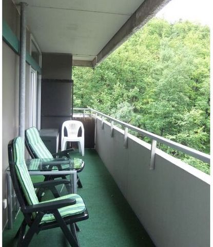 The apartment is located near the center in a former hotel complex on the 13th floor. In the well -cut and light 52 square meter apartment, 3 people (3rd person: sofa bed in the living area, lying area 140 x 200) can relax. After a walk, enjoy your i...