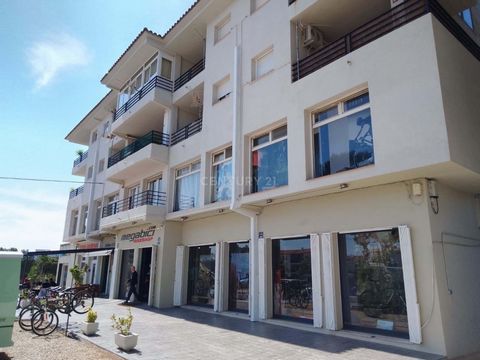 Wir präsentieren diese schöne Maisonette in Miami Playa, schöne Buchten und alle Arten von Dienstleistungen in der Nähe. Seine 77 m2 nützlichen bieten Ihnen Geräumigkeit und viel Licht in allen Räumen, es verfügt über 2 Schlafzimmer, eines davon mit ...