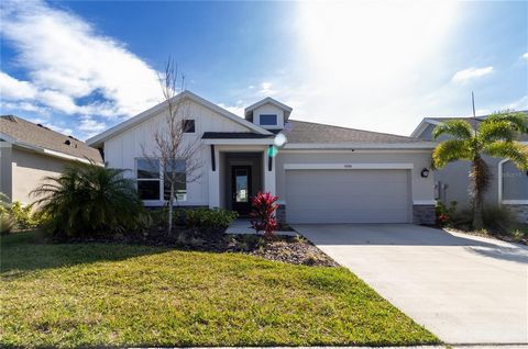 Under contract-accepting backup offers. Nestled within the lively community of North River Ranch, find your perfect retreat in this charming Captiva home built by David Weekley Homes. Boasting a captivating open floor plan, this 4-bedroom, 3-bathroom...