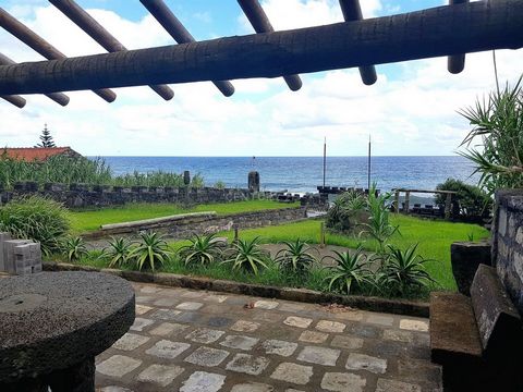 Excellent property planted on the seashore in Fajã do Calhau valley. Magnificent nook for those who enjoy nature in the wild having the sea as host. You can also enjoy several large spaces with several fruit trees. If you choose to practice diving, f...