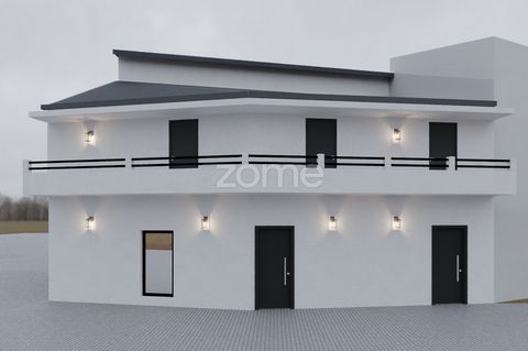 Property ID: ZMPT564190 3 bedroom semi-detached house just 10 minutes from the center of Viseu The property is under reconstruction, and will be delivered completely refurbished, turnkey, with modern and high quality finishes. On the ground floor the...