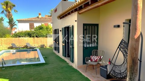 This lovely recently refurbished villa is surrounded by a garden with olive trees, palm trees and fruit trees in a peaceful residential area close to the centre of the picturesque village of Algoz, within walking distance of shops, restaurants, baker...