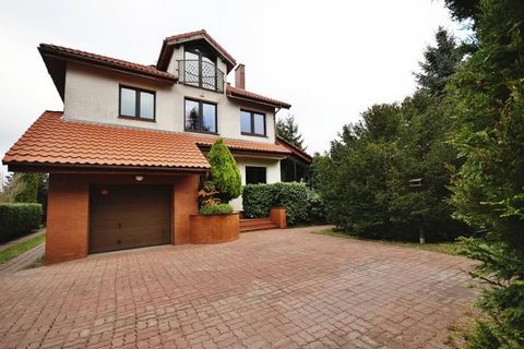 Kolobrzeg detached house for sale, which can be intended for a large multi-generational family, as well as can be treated as an investment. The upper apartment with a separate entrance can also be used as a large apartment for rent generating fixed p...